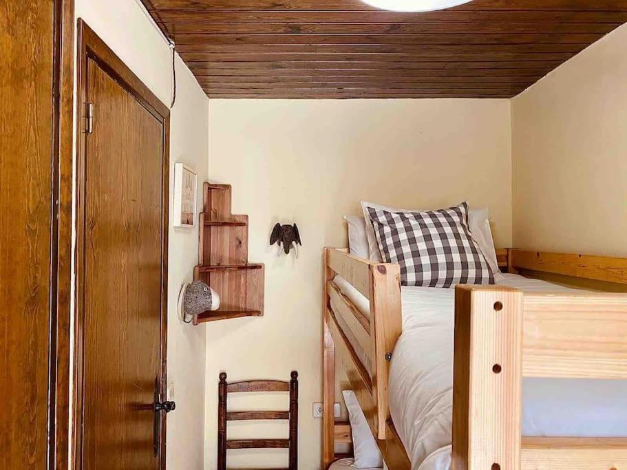 La De Llivia, Cerdanya, Puigcerda. Apartment